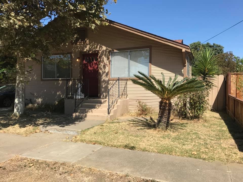 Property main image