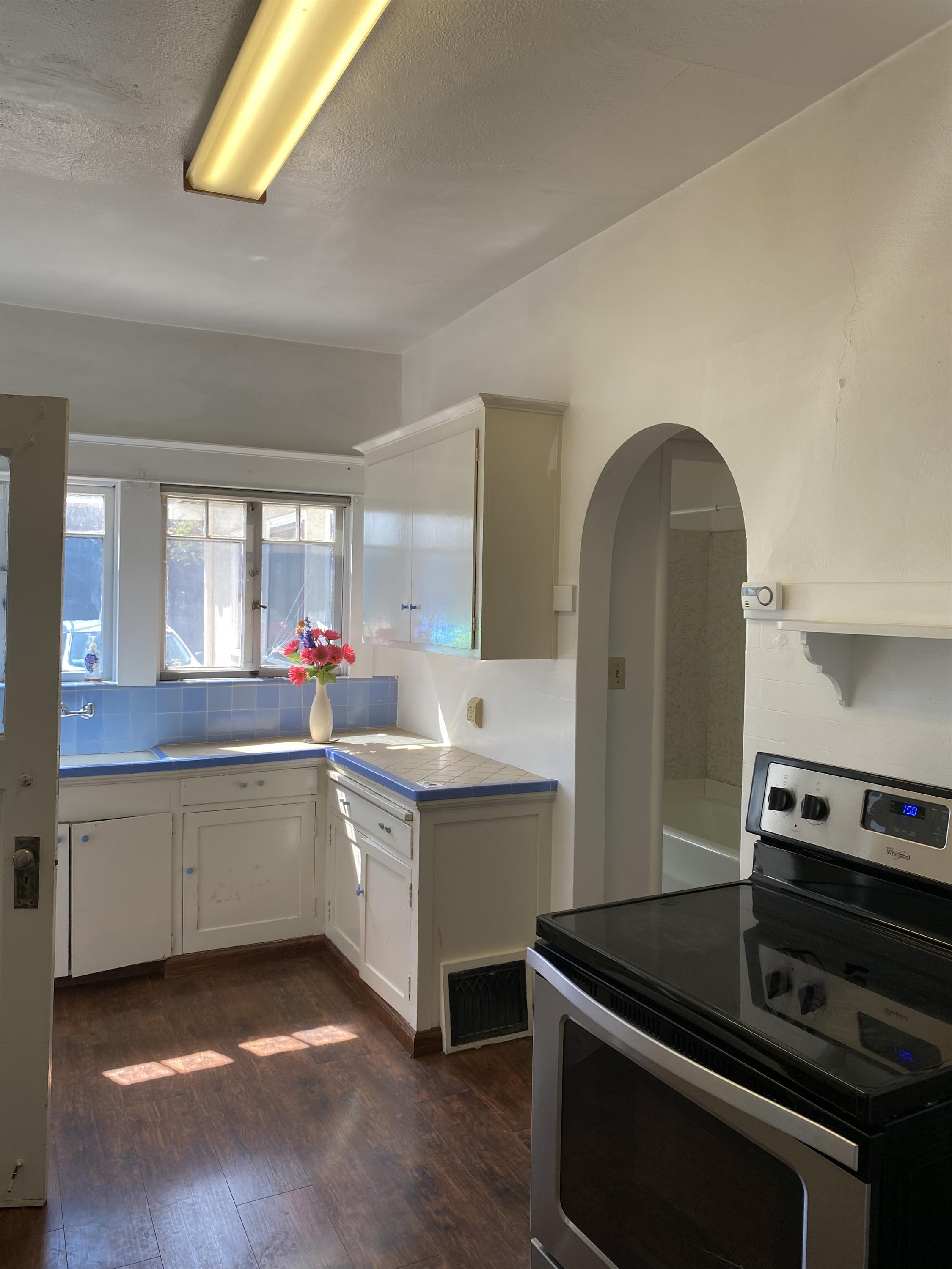 101 Magnolia Ave unit  B