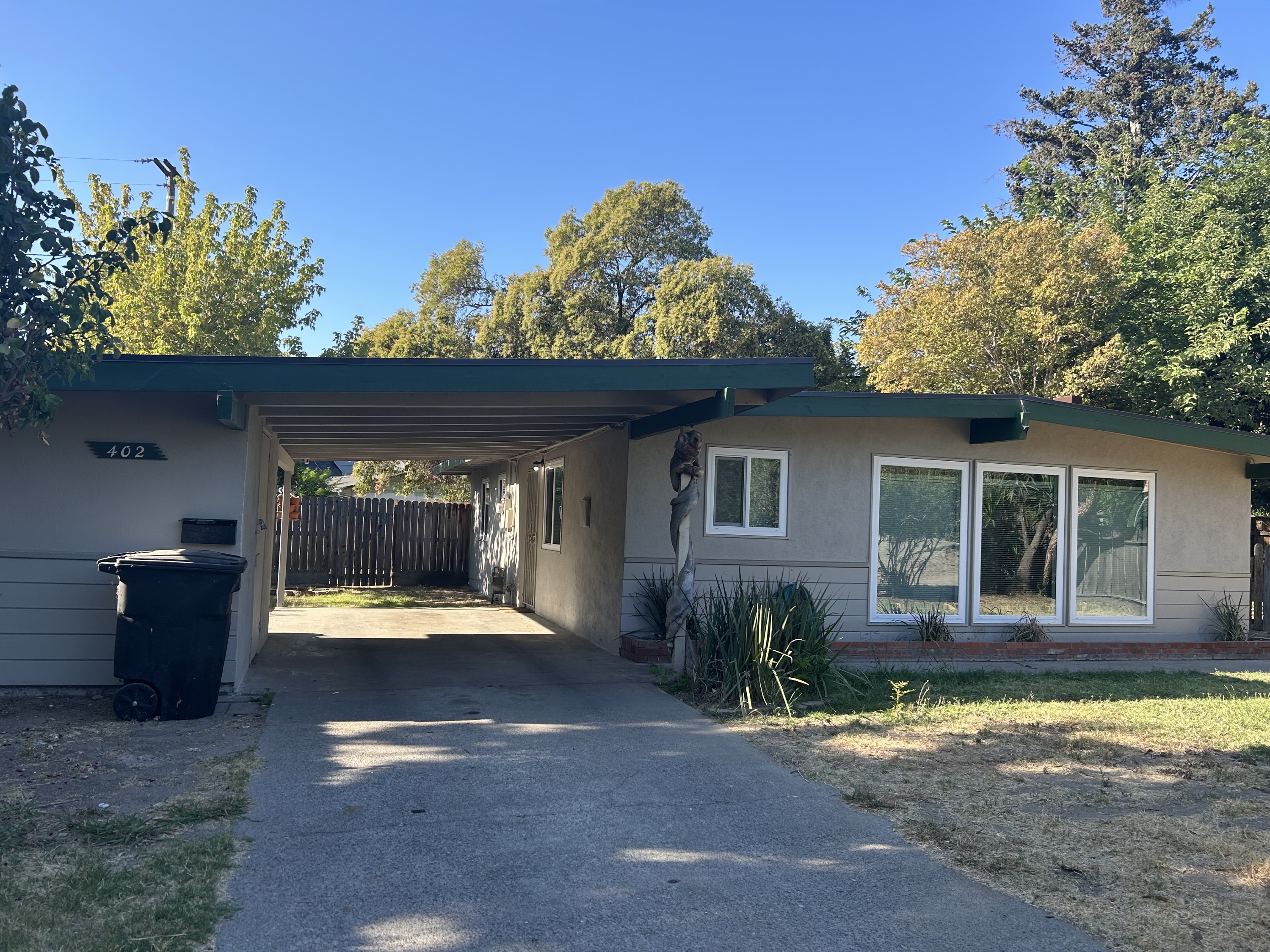 402 Helen Avenue
