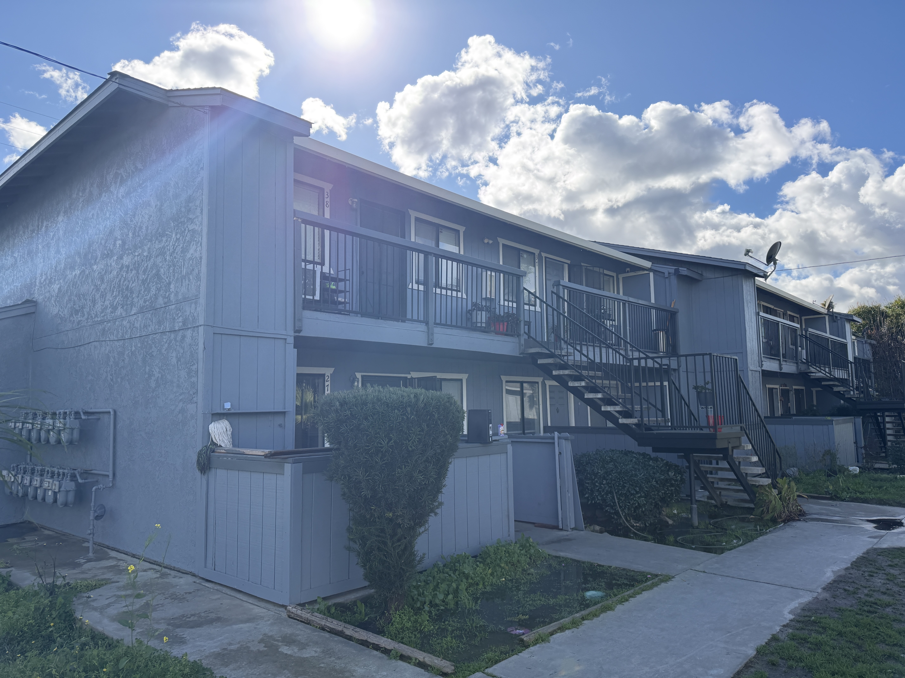 2121 Moffett Road - 35